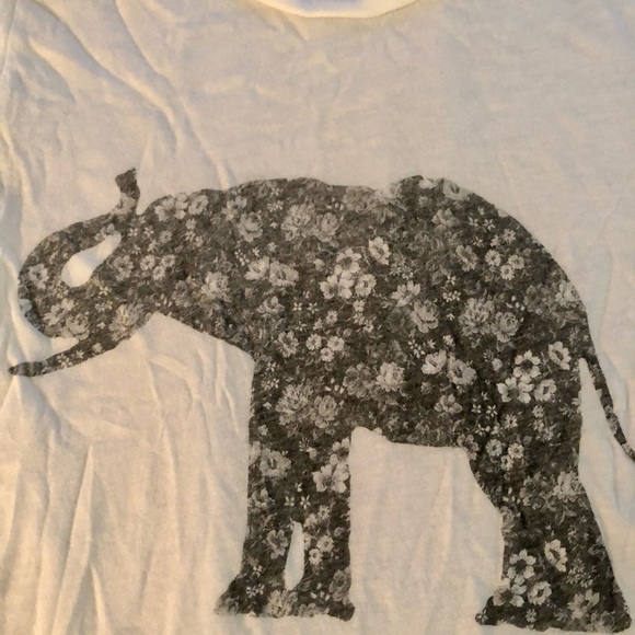 Elephant Crop Tee - Picture 2 of 5